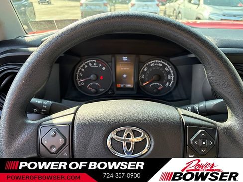 Used 2022 Toyota Tacoma SR AWD/4WD image 17