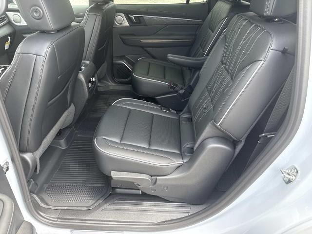 New 2026 Buick Enclave Avenir w/ Super Cruise Package AWD/4WD image 17