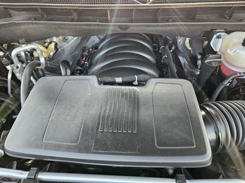Used 2025 GMC Yukon XL Denali AWD/4WD image 33