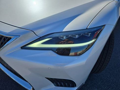 Used 2024 Lexus LS 500 image 20