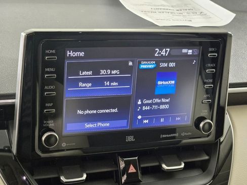 Used 2022 Toyota Corolla Cross XLE w/ Convenience Package image 31