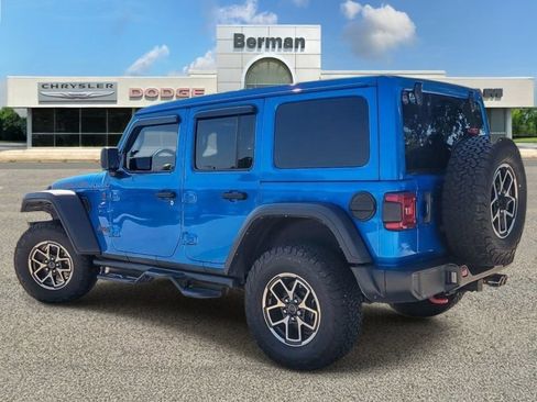 Certified 2024 Jeep Wrangler Unlimited Rubicon w/ Technology Group AWD/4WD image 9
