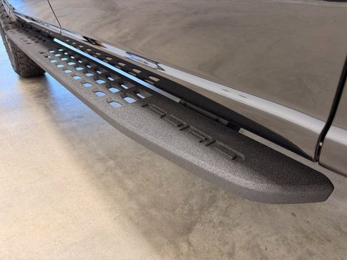 Used 2023 Ford F250 Lariat w/ Lariat Ultimate Package image 18