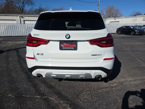 Used 2019 BMW X3 sDrive30i w/ Premium Package image 3