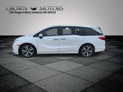 Used 2022 Honda Odyssey Touring image 8