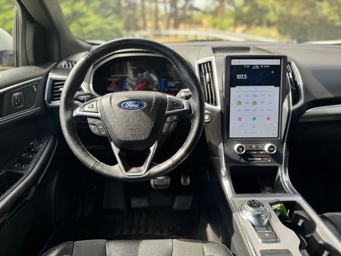 Used 2022 Ford Edge ST image 13