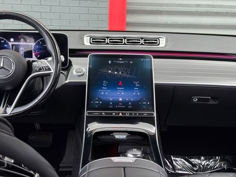 Used 2021 Mercedes-Benz S 580 4MATIC Sedan w/ Warmth & Comfort Package image 23