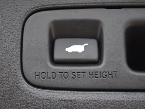 Used 2025 Honda CR-V EX-L image 19