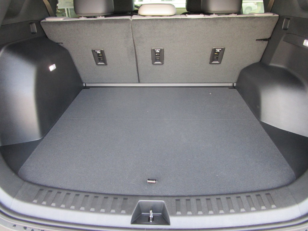 New 2027 GMC Terrain Elevation w/ Elevation Premium Package FWD image 13