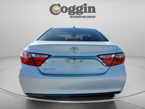 Used 2015 Toyota Camry XLE image 4