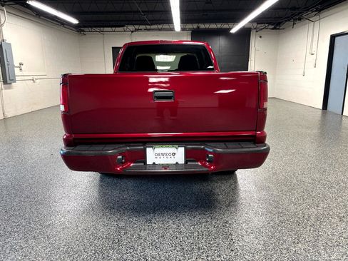 Used 2000 GMC Sonoma SLS w/ SLS Super Spec Pkg 2 image 5