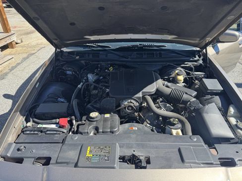 Used 2004 Mercury Grand Marquis GS image 11