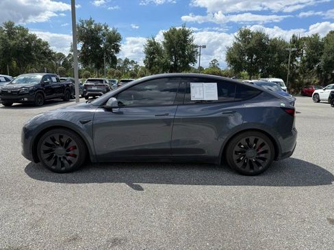 Used 2022 Tesla Model Y Performance AWD/4WD image 15