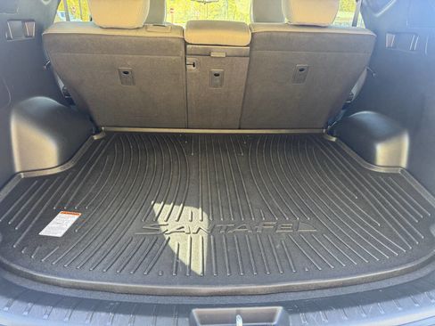 Used 2017 Hyundai Santa Fe Sport image 14