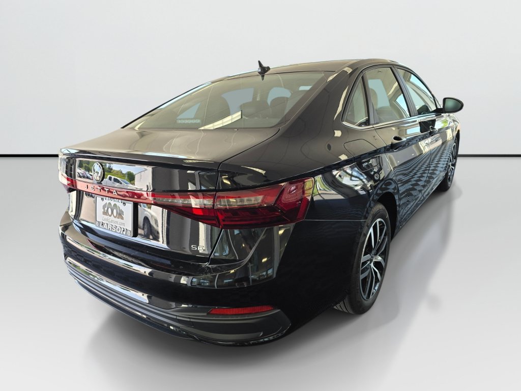 New 2026 Volkswagen Jetta SE FWD image 3