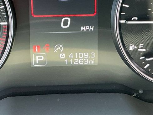 Certified 2025 Subaru Outback Premium AWD/4WD image 29