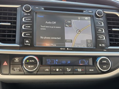 Used 2014 Toyota Highlander Limited Platinum image 20