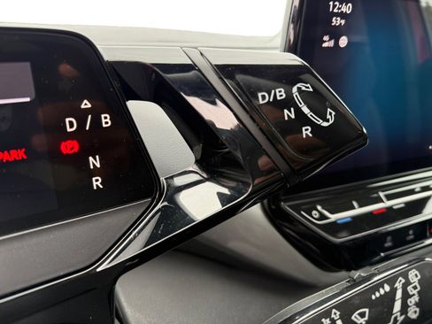 Certified 2023 Volkswagen ID.4 S image 13