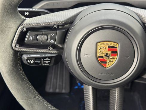 Used 2023 Porsche Taycan GTS image 21