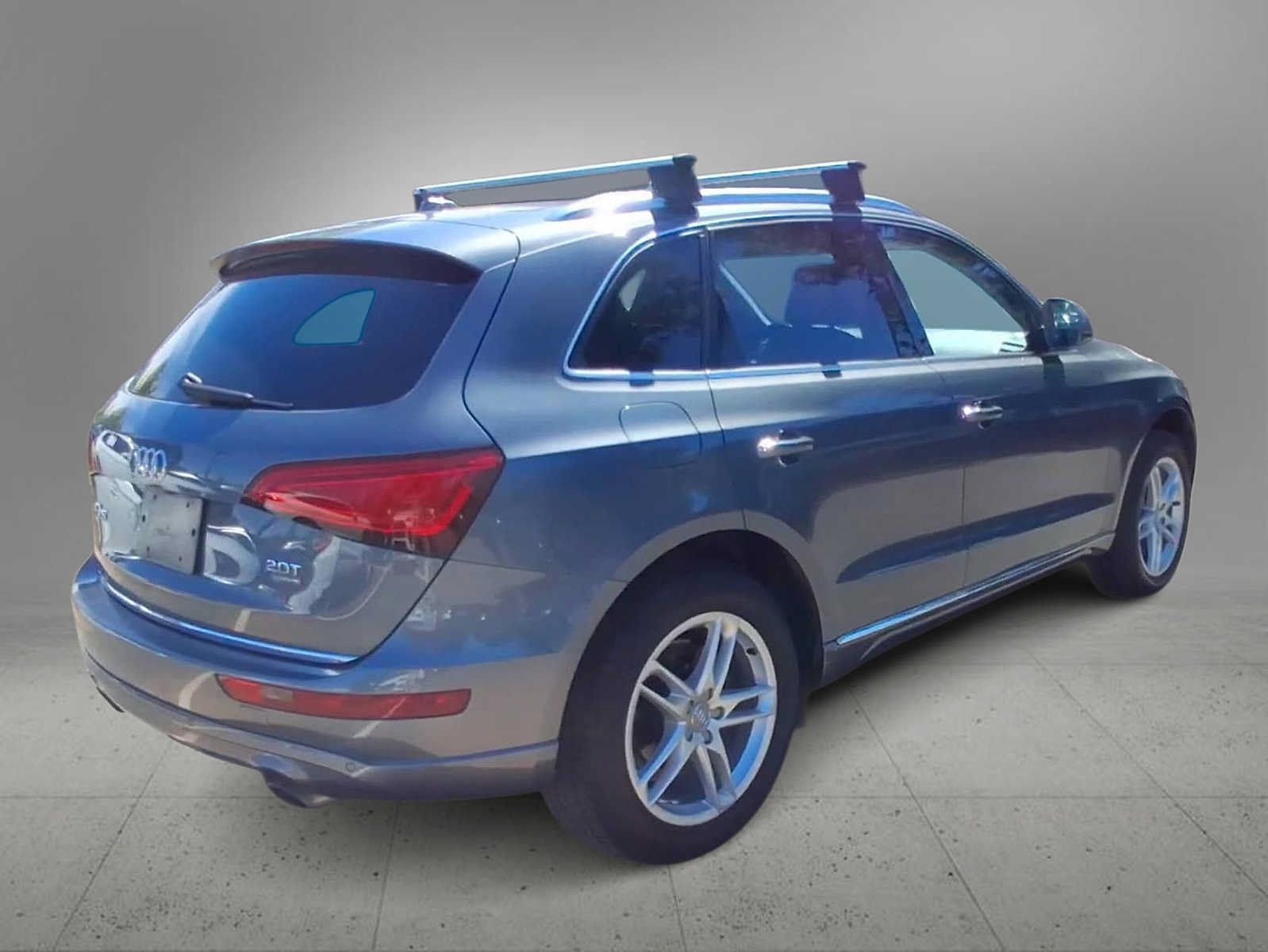 Used 2017 Audi Q5 2.0T Premium Plus w/ Technology Package AWD/4WD image 8