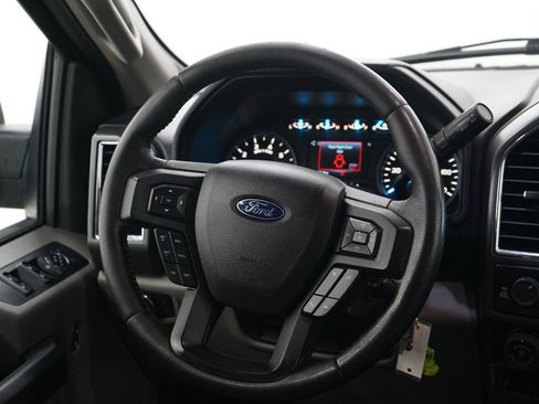 Used 2016 Ford F150 XLT w/ Equipment Group 302A Luxury AWD/4WD image 14