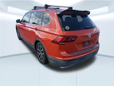 Used 2019 Volkswagen Tiguan SE image 11