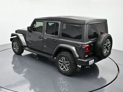 New 2025 Jeep Wrangler Unlimited Sahara w/ Technology Group image 39