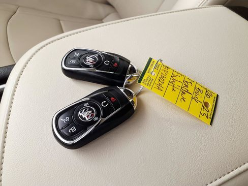 Used 2023 Buick Enclave Essence w/ Experience Buick Package FWD image 24