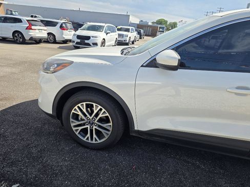 Used 2022 Ford Escape SEL AWD/4WD image 8