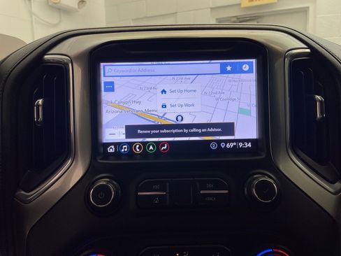 Used 2020 Chevrolet Silverado 1500 LTZ w/ LTZ Premium Package image 19