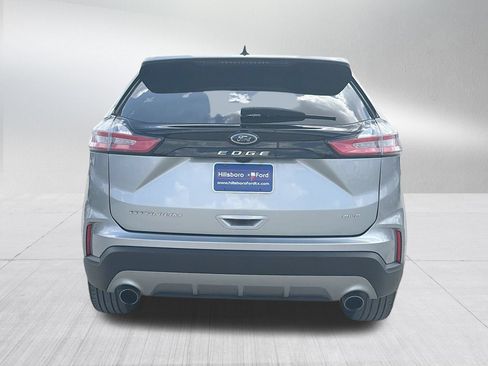 Used 2024 Ford Edge Titanium w/ Equipment Group 301A AWD/4WD image 8