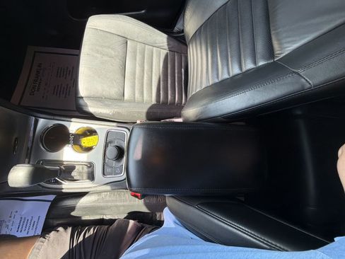 Used 2020 Jeep Grand Cherokee Limited X image 21