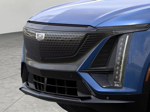 New 2026 Cadillac Lyriq Sport image 13