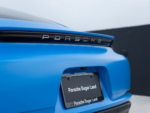 Used 2025 Porsche 718 Cayman image 30