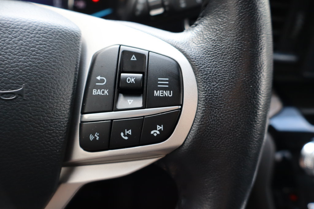 Used 2022 Ford Explorer Limited w/ Equipment Group 301A AWD/4WD image 24