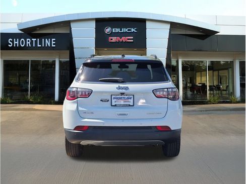 Used 2024 Jeep Compass Limited AWD/4WD image 4