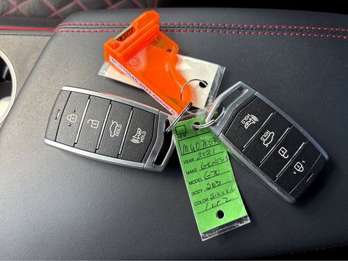 Used 2021 Genesis G70 3.3T w/ Sport Package image 35