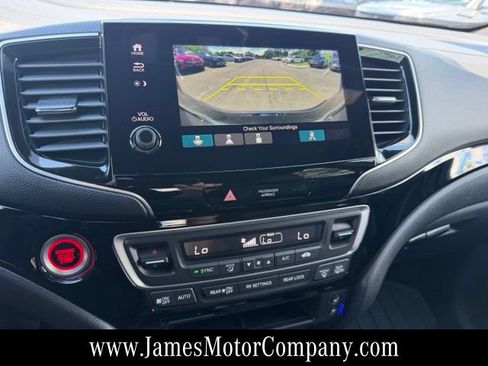 Used 2025 Honda Passport Black Edition image 22