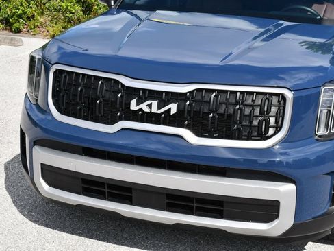 Used 2023 Kia Telluride EX FWD image 38