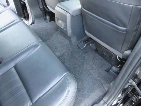 Used 2022 Nissan Frontier PRO-4X w/ Pro-4X Premium Package image 23