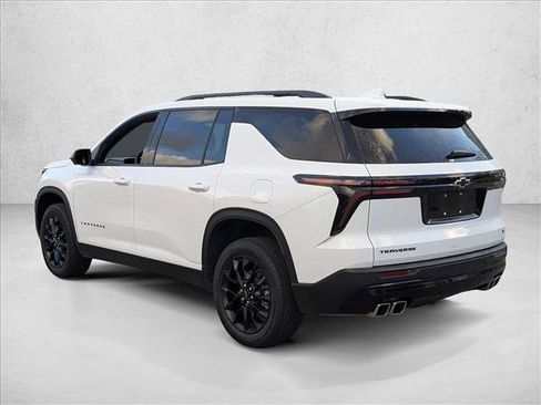 Used 2024 Chevrolet Traverse LT w/ Midnight/Sport Edition image 7