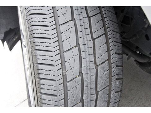 Used 2023 Ford Expedition Platinum image 28