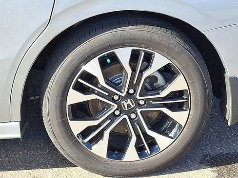 Used 2025 Honda Odyssey Elite image 30