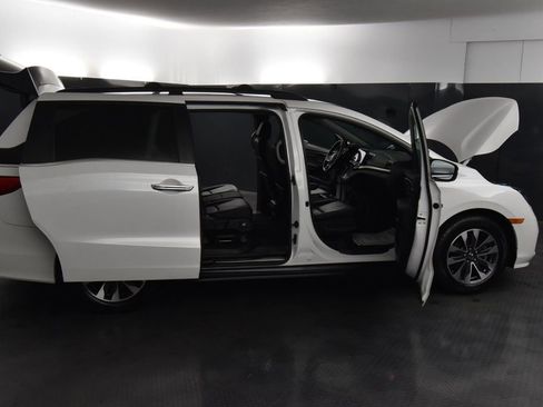 Used 2023 Honda Odyssey EX-L image 41