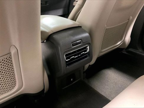Used 2020 Lincoln Corsair AWD w/ Premium Package image 28