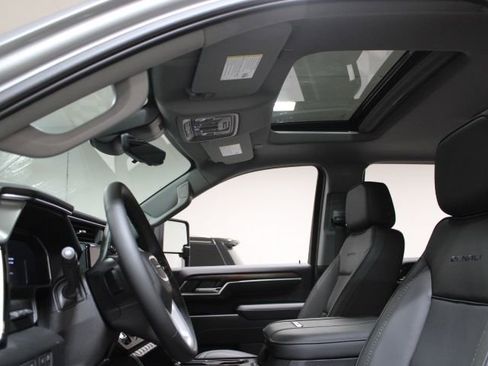 New 2026 GMC Sierra 2500 Denali w/ Denali Reserve Package image 3