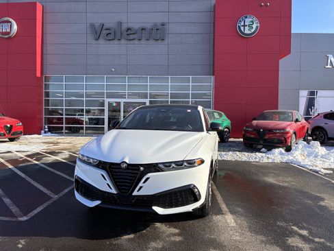 New 2026 Alfa Romeo Tonale Sprint image 1