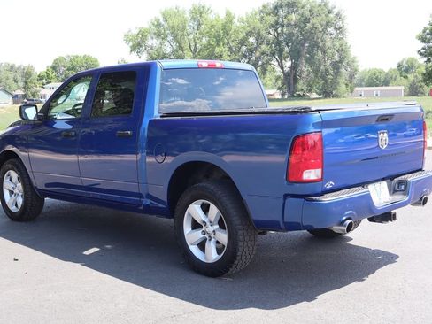 Used 2016 RAM 1500 Express w/ Popular Equipment Group AWD/4WD image 9