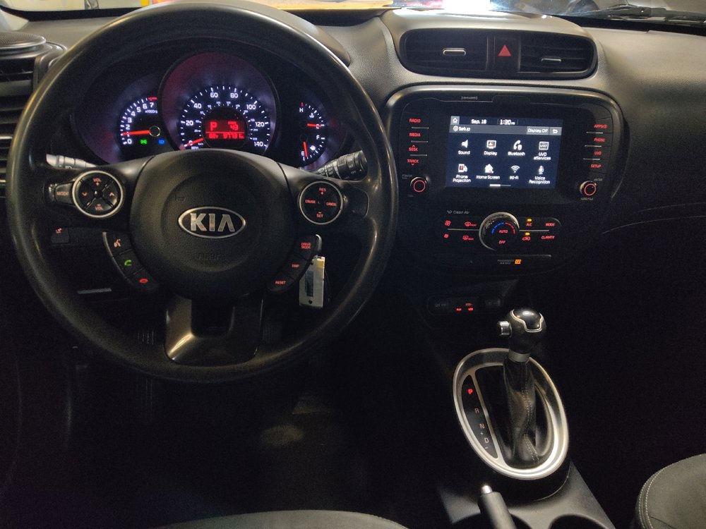 Used 2019 Kia Soul + FWD image 22