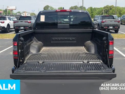 Used 2026 Nissan Frontier PRO-4X AWD/4WD image 8